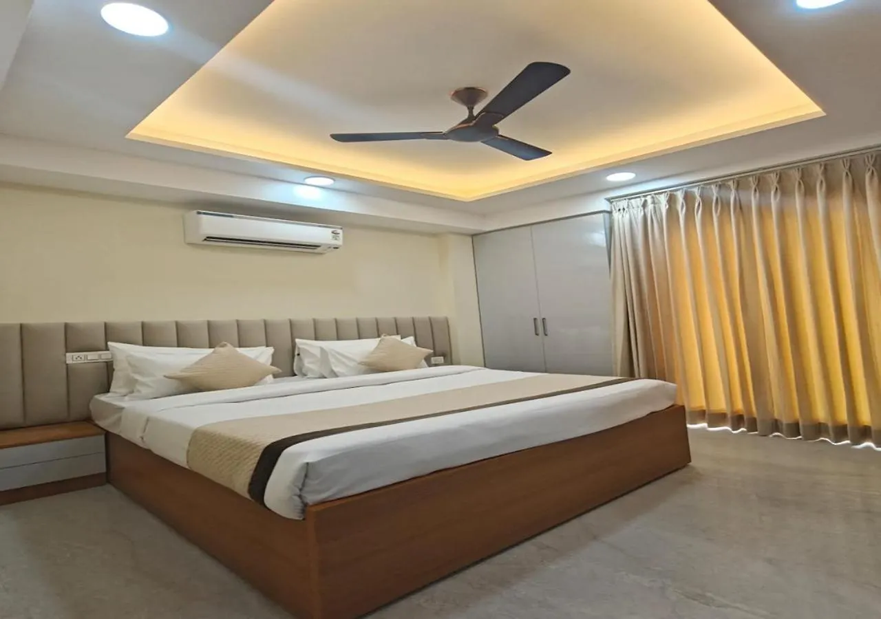 Hotel Luxury 1 Bhk Serviced Apartments Near Artemis Hospital Sector 52